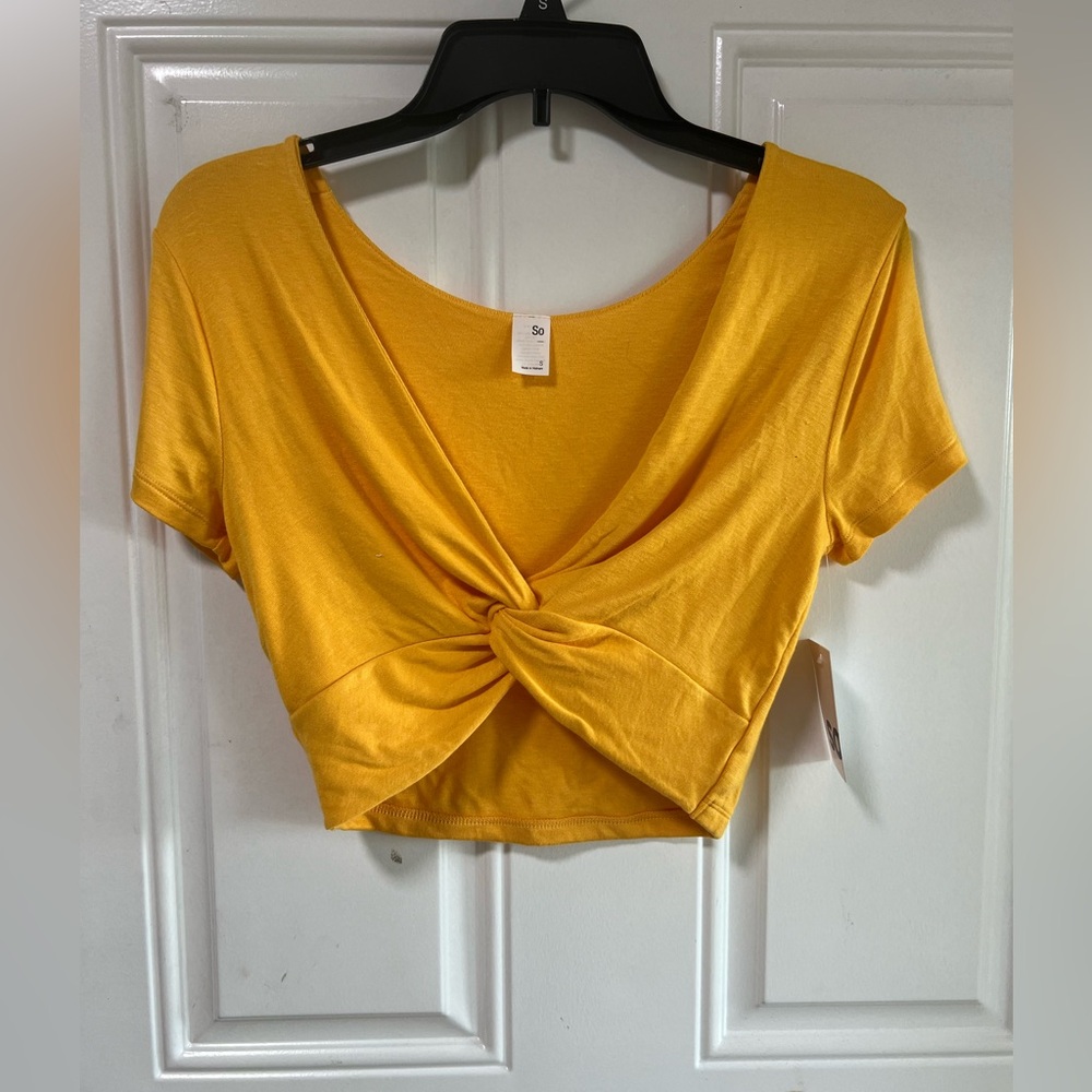 NWT SO yellow cropped top size small